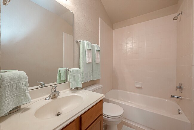 Building Photo - 9906 Bronze Mill Ln