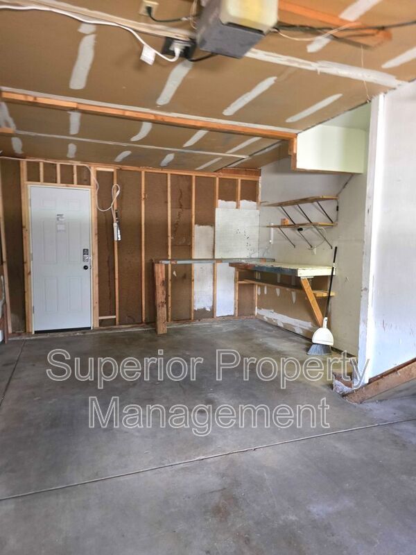 Building Photo - 4950 King Arthur Way