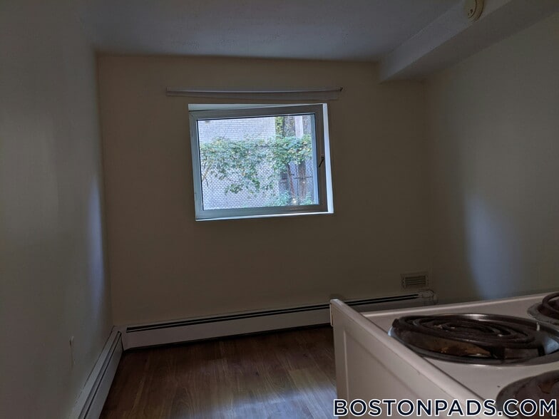 Building Photo - 51 S Huntington Ave