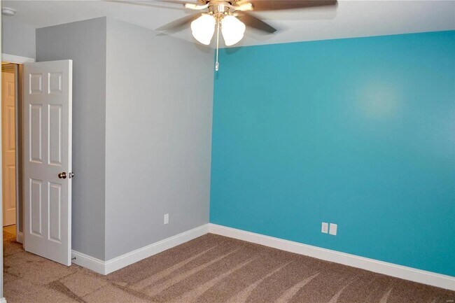 Building Photo - 482 Flowering Magnolia Dr