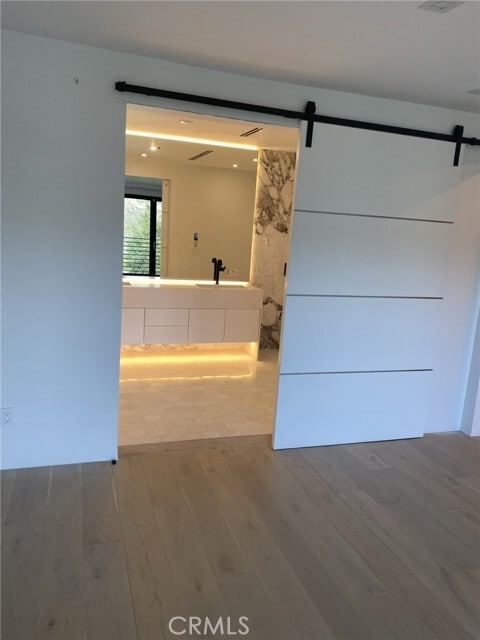 Building Photo - 5710 Hill Oak Dr