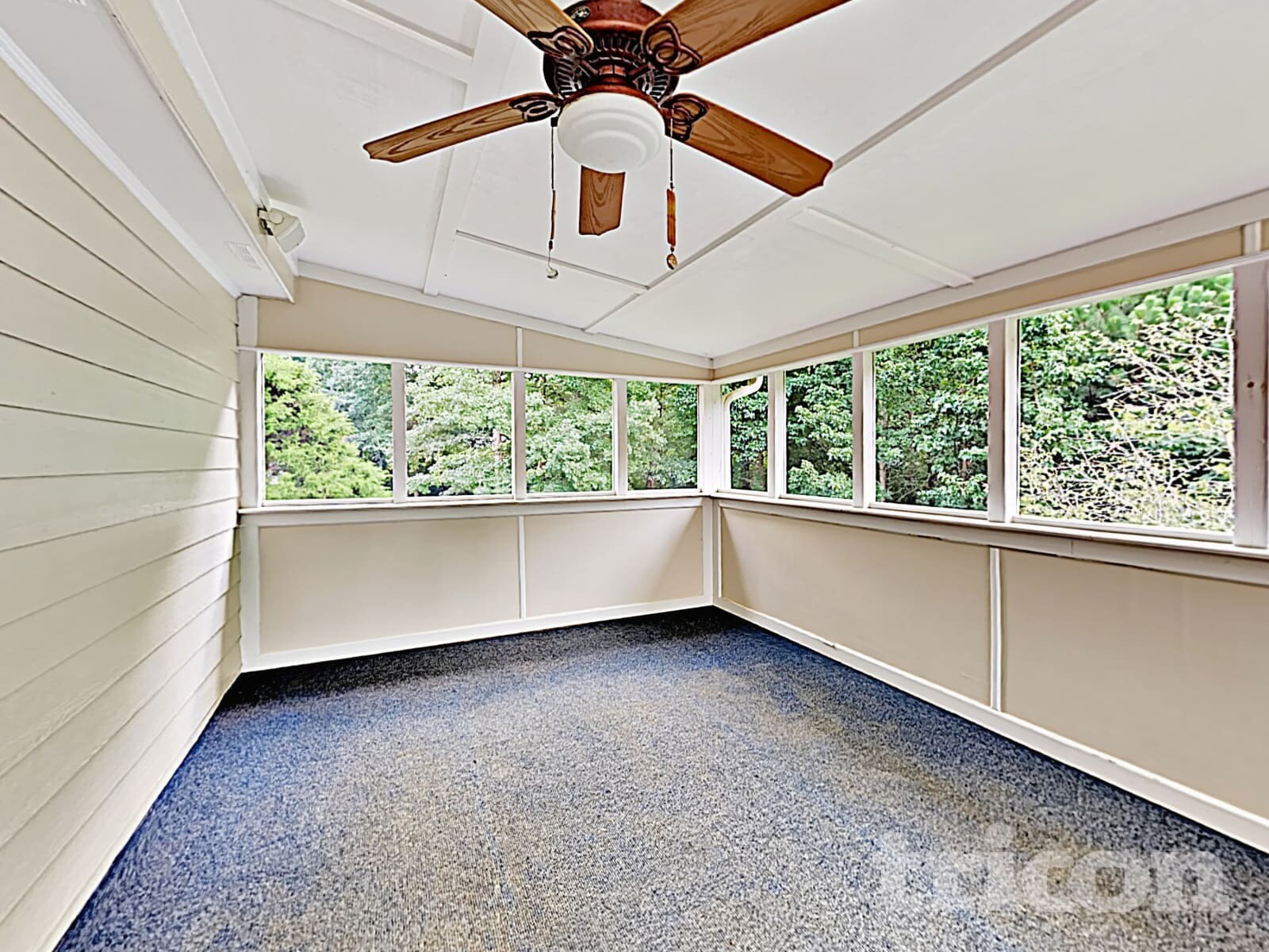 Building Photo - 726 Westbury Dr