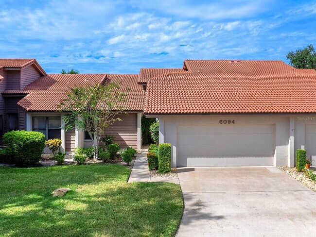 Building Photo - 6094 Wilshire Blvd