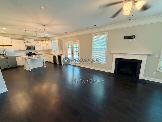 Building Photo - 108 Redmont Ct