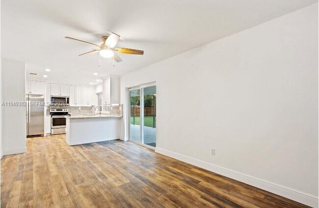 Building Photo - 17220 SW 83rd Ct