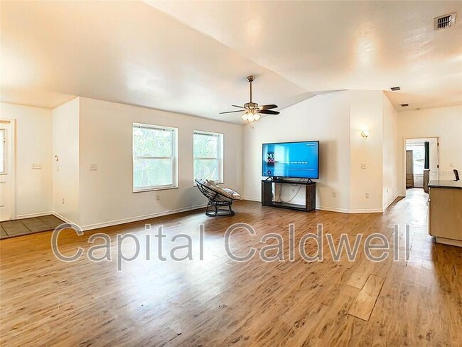 Building Photo - 4838 Grandview Ave