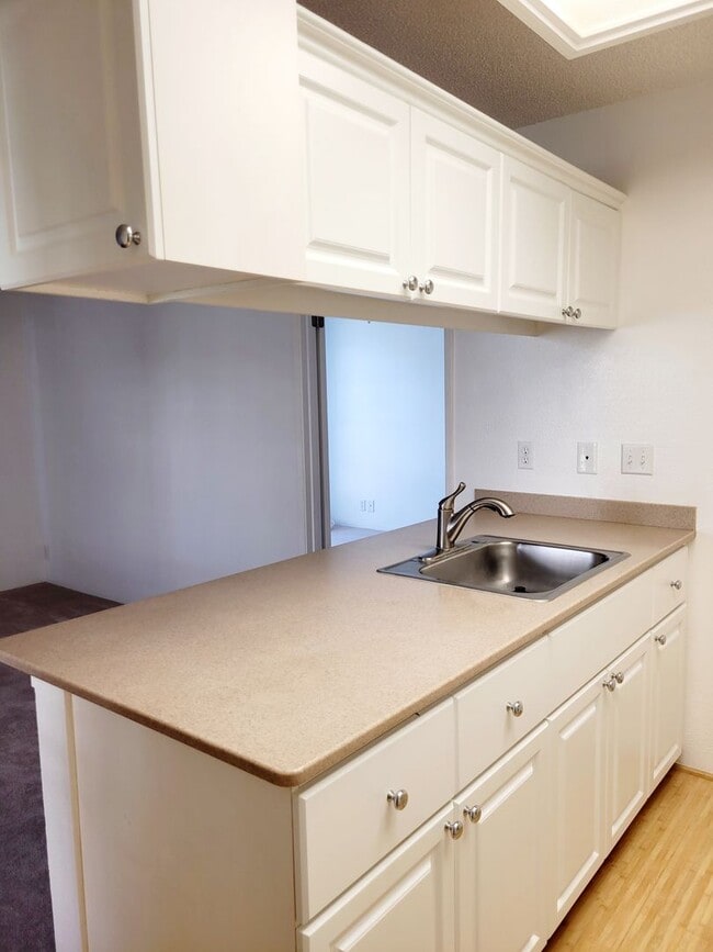 Building Photo - AVAILIBLE NOW | First Floor Condo: One Bedroom, One Bathroom & Spacious Lanai | Two Assigned Park...