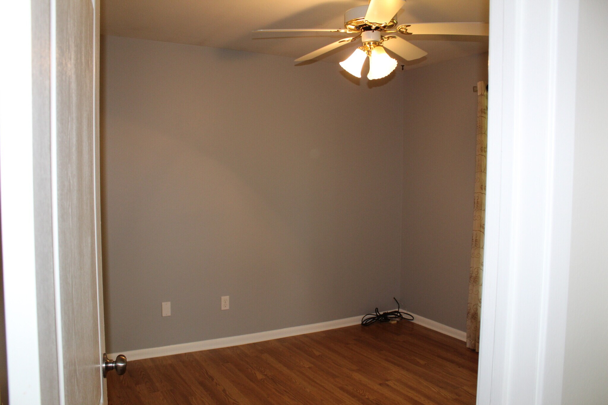 Building Photo - 2491 Donald Dr