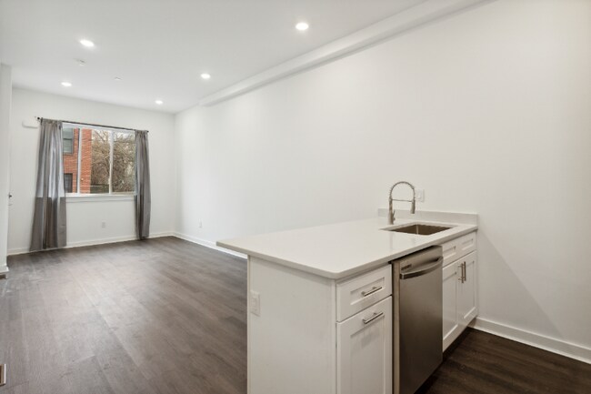 Building Photo - 2020 N 18th St