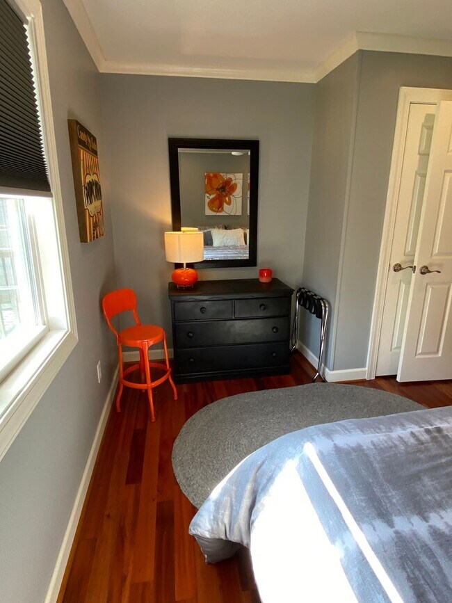 Building Photo - Gated Fairfield Harbour Home + Utilities + Wi-Fi Included