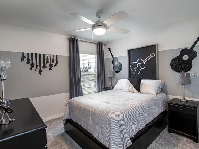 Building Photo - 6320 Gardner Dr