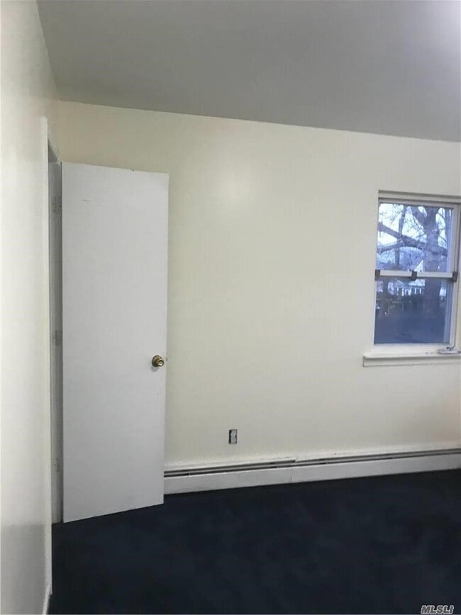 Building Photo - 30 Hale Pl
