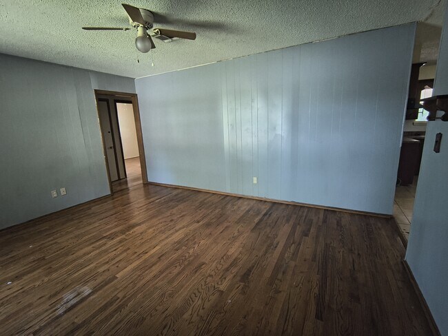 Building Photo - 140 Ridgecrest Rd