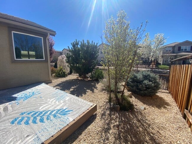 Building Photo - 3935 Hazy Swale Way