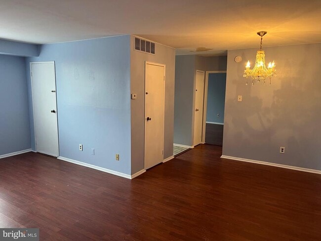 Building Photo - 9921 Bustleton Ave