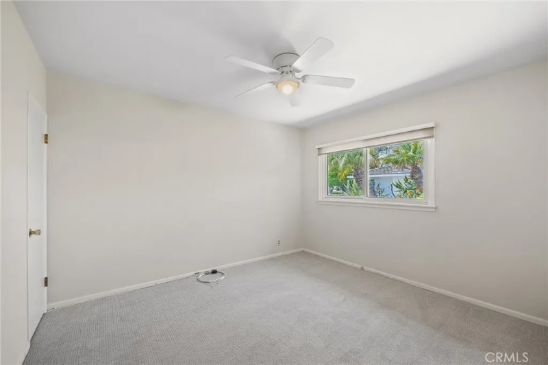 Building Photo - 5431 E El Jardin St