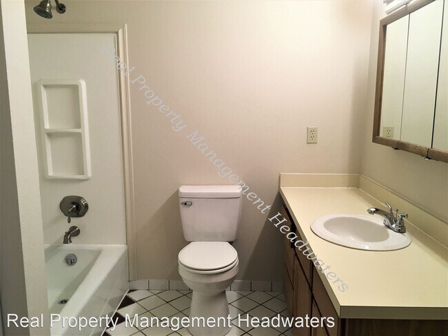 Building Photo - 3 br, 2.5 bath House - 1560 Williamsburg Road