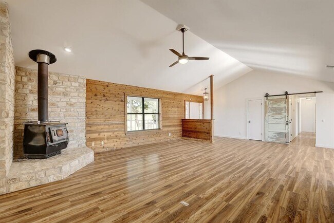 Building Photo - 501 Myers Creek Rd