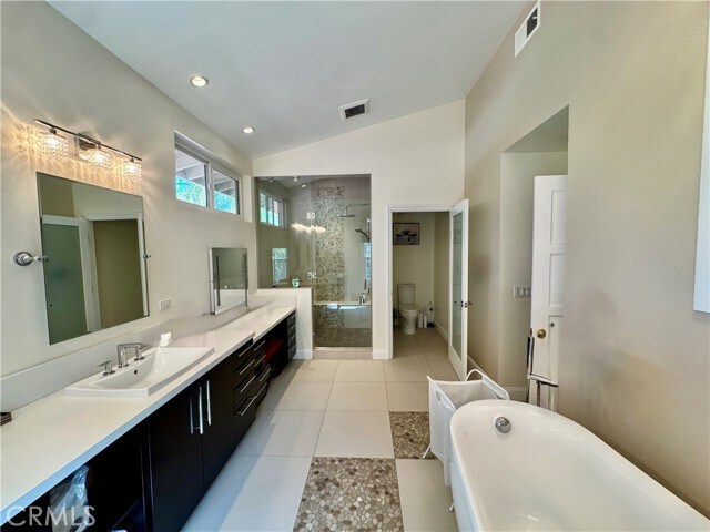 Building Photo - 24702 Palermo Dr