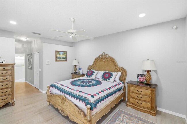 Building Photo - 2499 Silver Palm Rd