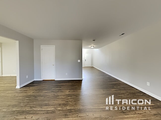 Building Photo - 3113 Decapolis Dr