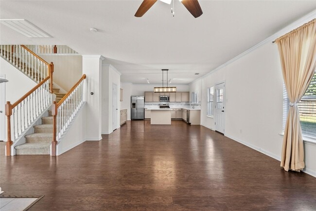 Building Photo - 542 Cedar Branch Dr