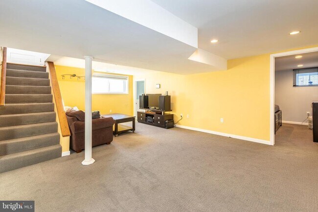 Building Photo - 3014 Plyers Mill Rd