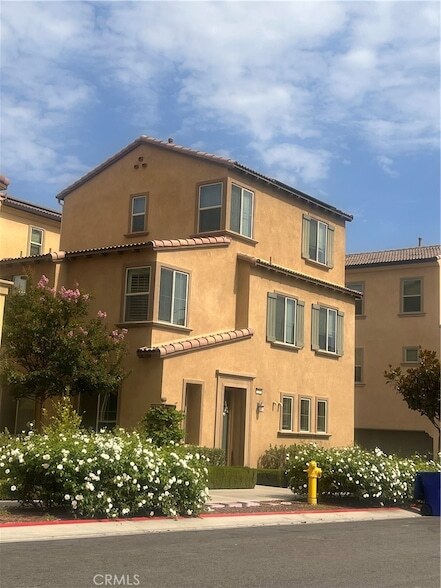 Building Photo - 2265 Apple Ct