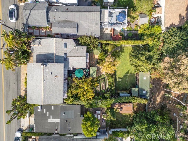 Building Photo - 773 St Ann's Dr