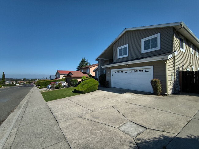Building Photo - $750 MOVE IN SPECIAL!!! Beautiful and Spacious Two Story 4 Bed/3 Bath Home For Rent In Hercules!!!