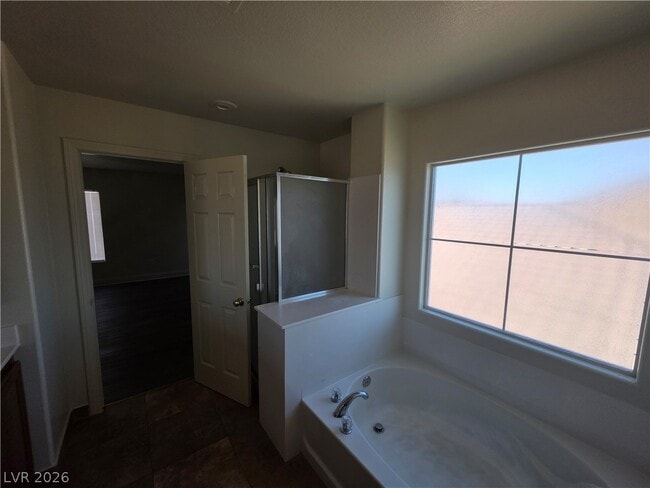 Building Photo - 2312 Scissortail Ct