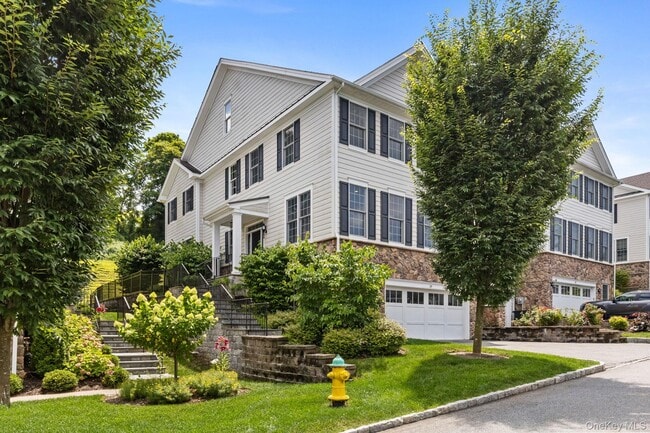 Primary Photo - 19 Dennis Ln