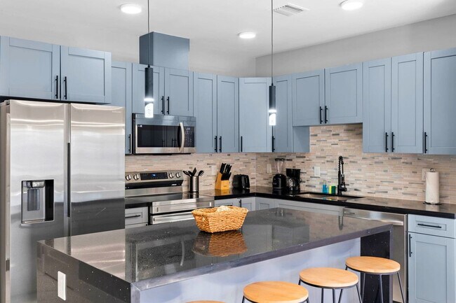 Building Photo - 1540 NW 46th St