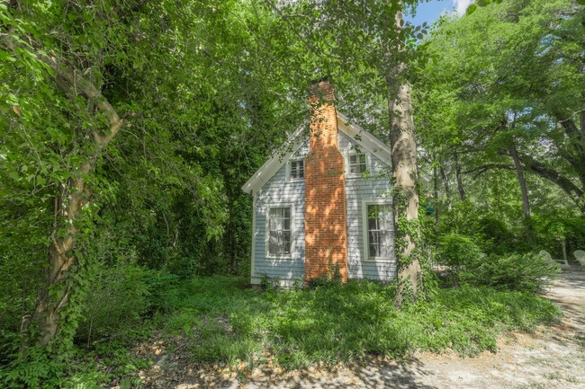 Building Photo - 719 Hayne Avenue