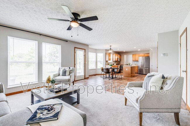 Building Photo - 7225 Bromfield Dr