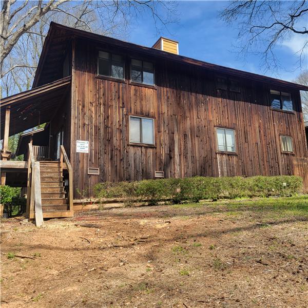 Building Photo - 7 Quail Run