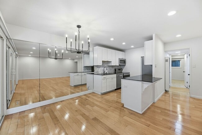 Building Photo - Elegantly Updated Apartment for Rent in Orinda