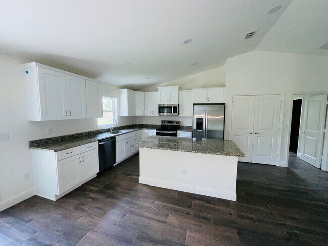 Building Photo - Lakewood Park - New Construction 3/2/2