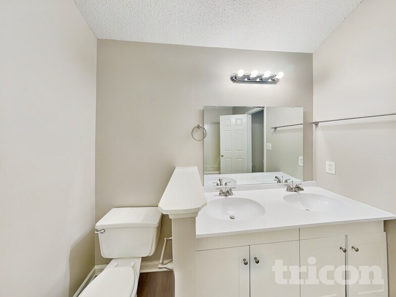 Building Photo - 4613 Jacquelyne Dr