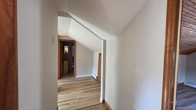 Building Photo - 882 NY-52