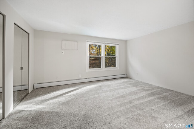 Building Photo - 145 Harbor Pond Dr