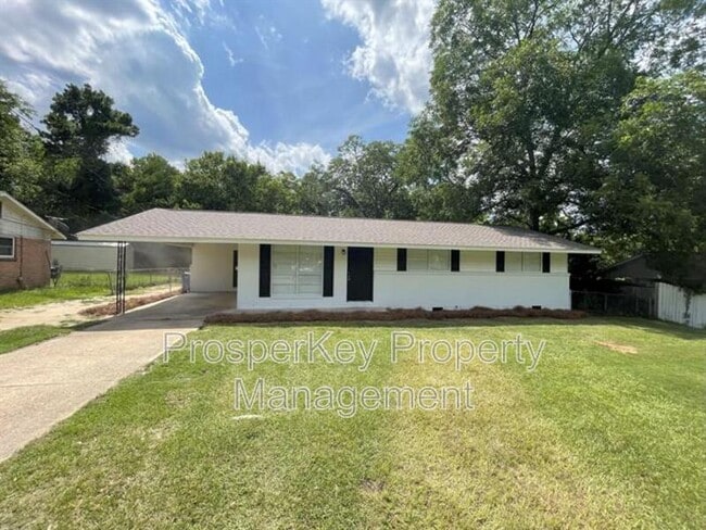 Primary Photo - 941 Belvedere Dr