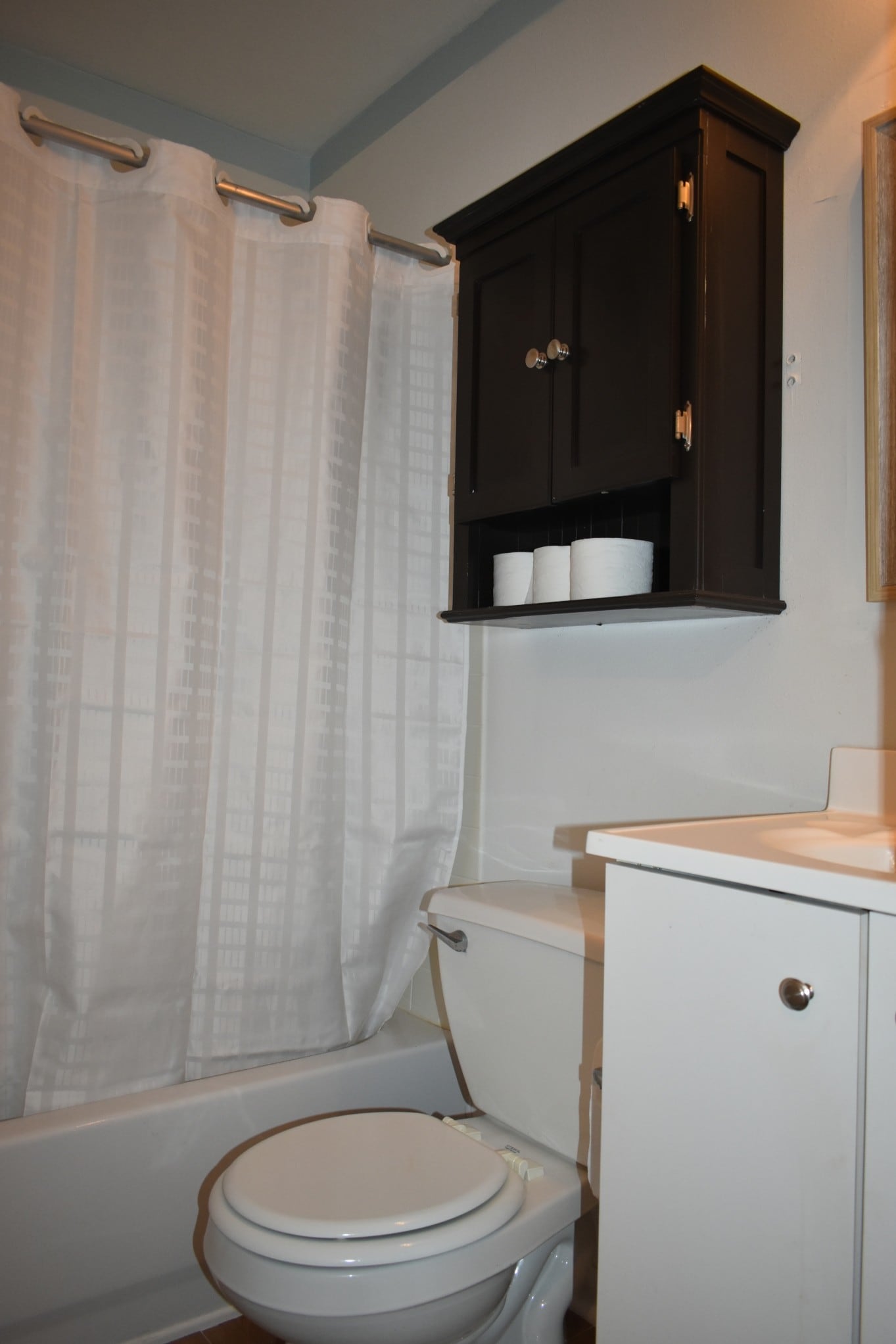 Bath - 4836 Atlantic Blvd