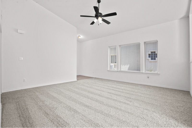 Building Photo - 608 Cedarwood Ave