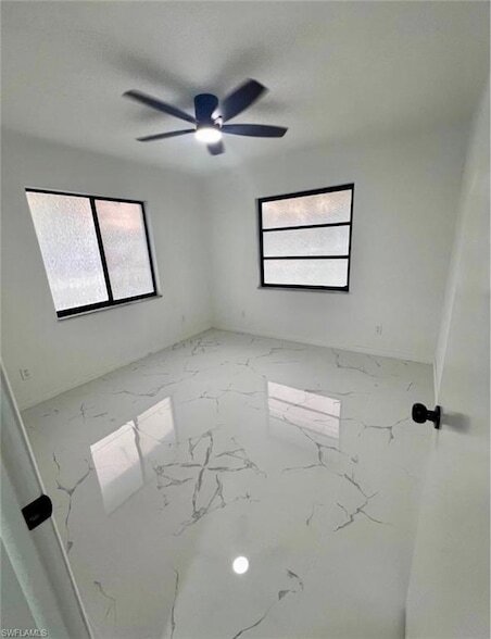 Building Photo - 2101 Hibiscus Rd