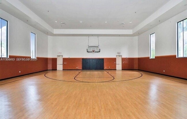 Building Photo - 12450 NW 32nd Manor