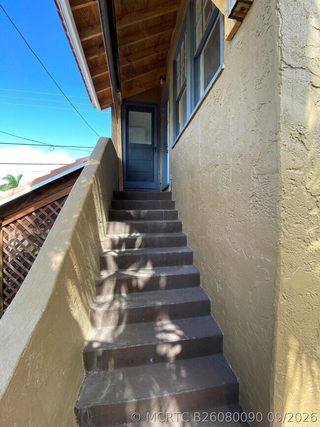 Building Photo - 203 Foresteria Dr