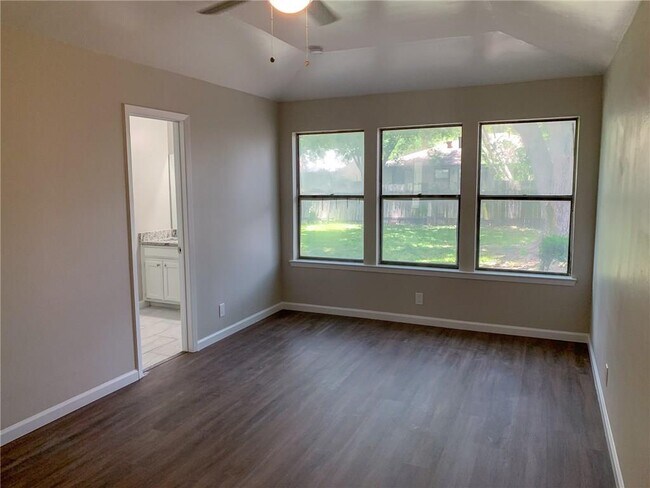 Building Photo - 1710 Goodson Ln