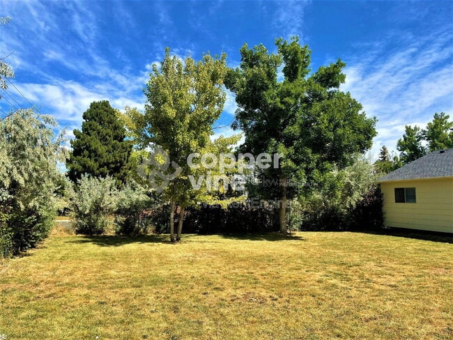 Building Photo - 1479 Taft Pl