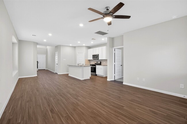 Building Photo - 13308 Burbot Dr